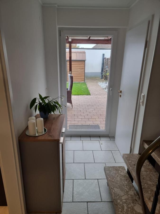Gaestehaus-Ferienwohnung-Appartement Mit Terrasse - Naehe Kliniken/ Herzzentrum 바트왼하우젠 외부 사진