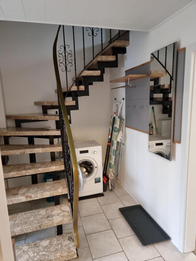 Gaestehaus-Ferienwohnung-Appartement Mit Terrasse - Naehe Kliniken/ Herzzentrum 바트왼하우젠 외부 사진